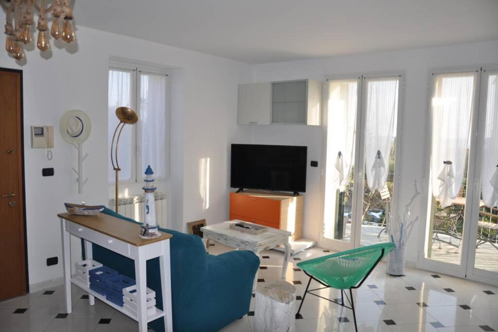 Appartamento Villa Rita A 100 M Dal Mare! Vallecrosia Zewnętrze zdjęcie
