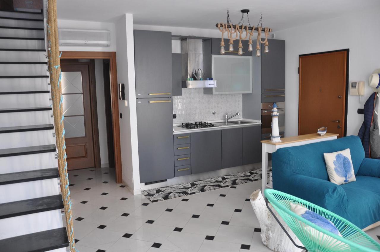 Appartamento Villa Rita A 100 M Dal Mare! Vallecrosia Zewnętrze zdjęcie