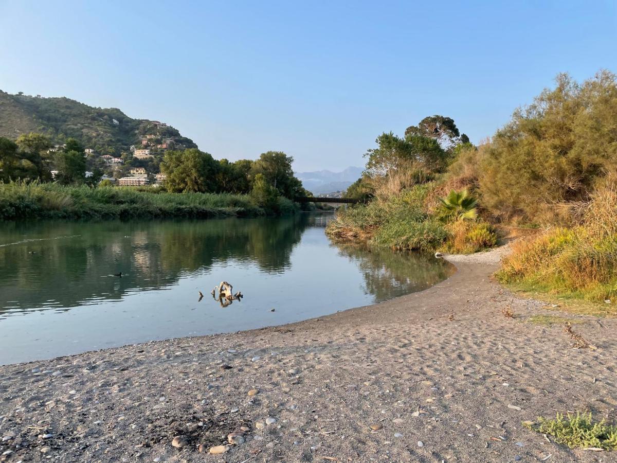 Appartamento Villa Rita A 100 M Dal Mare! Vallecrosia Zewnętrze zdjęcie